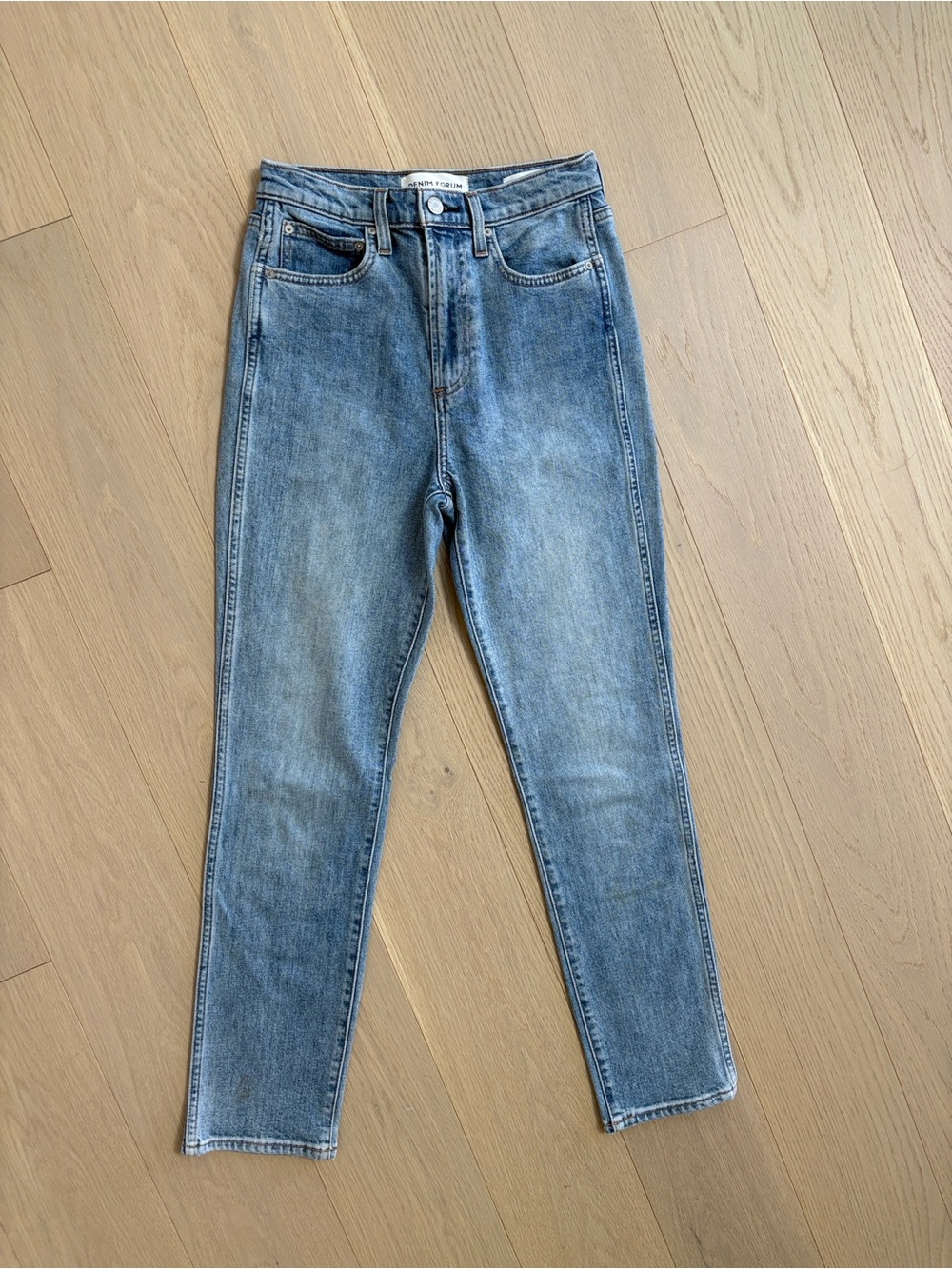 Aritzia Denim Forum The Anjelica High Rise Slim Jeans 27